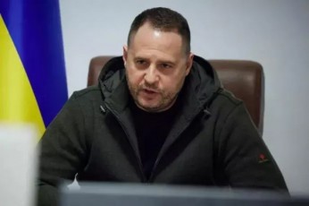 andrei-ermaki-mixeil-saakaSvili-ukanono-patimrobidan-unda-gaTavisufldes---is-aris-simarTlisTvis-samarTlianobisa-da-demokratiisTvis-brZolis-simbolo