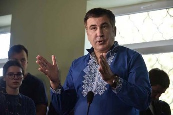 mixeil-saakaSvili-minda-vuTxra-opozicias-Cven-eseni-unda-gavanuloT-arCevnebamde-da-es-miiRweva-ZiriTad-sakiTxebze-erTianobiT-xolo-arCevnebze-isedac-yvelas-Tavisi-gza-da-programa-eqneba