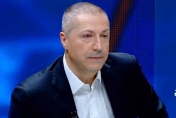 gigla-baramiZe-is-rac-ganacxada-ukrainis-pirvelma-pirma-es-ar-aris-diplomatia---es-aris-Zalzed-aRelvebuli-umizezod-gabrazebuli-adamianis-politikuri-demarSi