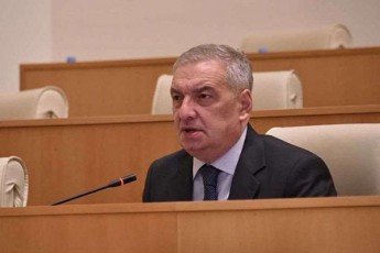 giorgi-volski-saqarTvelo-idga-natos-gverdiT-mis-mxardamxar-ibrZoda-sakmaod-seriozul-cxel-wertilebSi-da-es-aris-misi-arCeuli-politika
