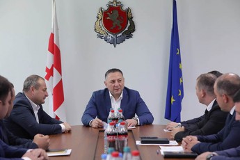 vaxtang-gomelaurma-kaxeTis-policiis-departamentSi-samuSao-TaTbiri-gamarTa