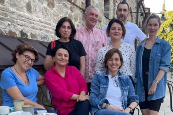 opoziciis-Sexvedra-winandalSi---visaubreT-socialur-sakiTxebze-marto-Cven-ar-varT-bevrni-arian-mkvlevarebi-eqspertebi----xatia-dekanoiZe-opoziciis-warmomadgenlebi