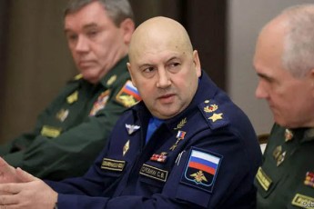 ruseTSi-oficialuri-pirebi-amboben-rom-generali-armagedoni-isvenebs---sad-gaqra-sergei-surovikini-vagneris-amboxis-Semdeg