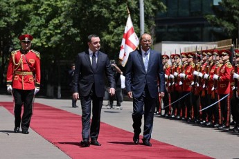 mTavrobis-administraciaSi-uzbekeTis-respublikis-premier-ministris-daxvedris-oficialuri-ceremonia-gaimarTa