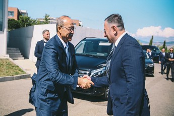 saqarTvelos-Sinagan-saqmeTa-ministrma-uzbekeTis-respublikis-premier-ministrs-sazogadoebrivi-usafrTxoebis-marTvis-centr-112-Si-umaspinZla