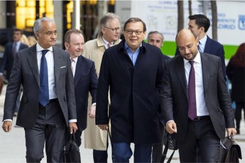 The-New-York-Times-rusi-oligarqebis-cxovreba-britanuli-sanqciebiT---mZRolebi-piradi-Sef-mzareulebi-da-milioni-dolaris-odenobis-wliuri-xarji