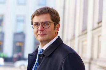 ukrainuli-media-Jurnalisturma-gamoZiebam-daadgina-rom-mmarTveli-partiis-deputatma-andrei-xolodovma-ukraina-2023-wlis-ianvarSi-datova-da-mas-Semdeg-aRar-dabrunebula