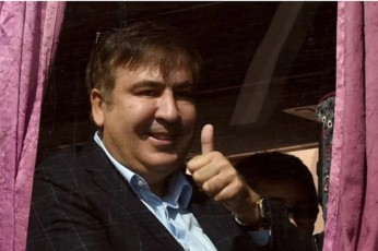 mixeil-saakaSvili-sruliad-mivesalmebi-amerikis-mTavrobis-SemoTavazebas-quTaisis-aeroportis-ganviTarebasTan-dakavSirebiT---me-Tavad-mivaniWe-mas-daviT-aRmaSeneblis-saxeli
