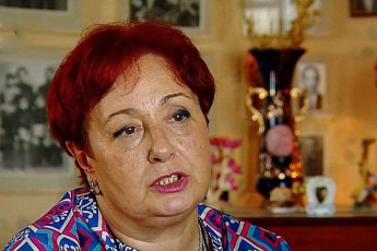 qeTi-dumbaZe-ras-niSnavs-soflis-klubi---soflis-klubebSi-izrdebodenen-uniWiresi-bavSvebi-romlebic-Semdeg-didi-mwerlebi-xdebodnen