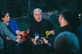Temur-mRebriSvili-stiqiis-epicentrSi-napovnia-hiundais-markis-avtomobili-romelSic-Cveni-informaciiT-imyofeboda-sami-adamiani-da-am-droisTvis-konkretul-lokaciaze-midis-samuSaoebi
