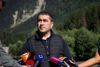 Salva-papuaSvili-irakli-kobaxiZes-ar-ugulisxmia-viRacas-raRac-fizikurad-SeeZlo-Tu-ara-esec-spekulaciis-nawilia-TavganwirvaSi-eWvi-aravis-epareba-gvyavs-210-mamaci-moqalaqe-vinc-stiqias-gadaurCa