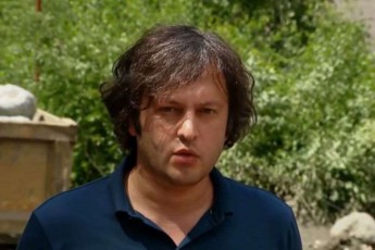 irakli-kobaxiZe-minda-madloba-gadavuxado-maSvelebs-aseve-adamianebs-romlebic-mZime-teqnikaze-muSaoben-rom-moaxerxon-dakarguli-adamianebis-povna
