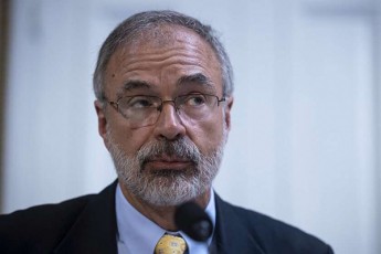 kongresmeni-endi-harisi-pirdapiri-viqnebi-kontrSeteva-Cavarda---dadga-dro-realisturad-moviTxovoT-samSvidobo-molaparakebebi-vici-rom-prezident-zelenskis-es-ar-surs