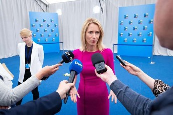 estoneTis-premieri-meuRlis-kompaniasTan-dakavSirebul-skandalze-ar-vapireb-gadadgomas---ruseTSi-klientebTan-TanamSromloba-romelic-ar-aris-akrZaluli-moraluri-kompasis-sakiTxia