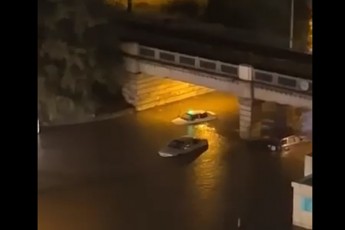 Zlierma-naleqma-da-qarma-dedaqalaqs-problemebi-Seuqmna---datborilia-quCebi-da-miwisqveSa-gadasasvlelebi-waqceulia-xeebi-dazianebulia-eleqtrosadenebi