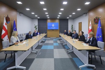 Sinagan-saqmeTa-ministrma-evrokavSiris-sadamkvirveblo-misiis-xelmZRvanelTan-gacnobiTi-Sexvedra-gamarTa