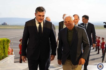 ilia-darCiaSvili-batoni-borelis-viziti-gzavnilia-rom-evrokavSirisTvis-Cvens-regionSi-mSvidoba-usafrTxoeba-warmoadgens-maRal-prioritets
