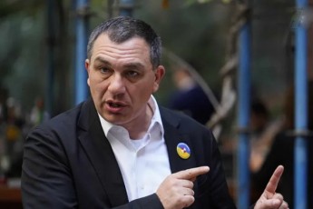 giga-bokeria-saqarTvelosTvis-Tqma-kandidatis-statusis-mopovebas-damsaxureba-sWirdeba-aris-avtomaturi-ara-xolo-jer-kidev-bevria-gasakeTebeli-roca-sami-Tvea-darCenili-es-ukve-katastrofaa