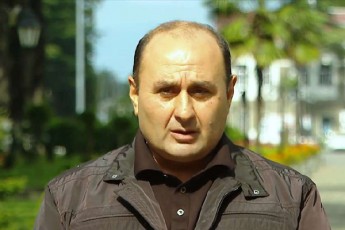 leri-barnabiSvili-mimdinareobs-ojaxebis-aRwera-da-axlac-aris-garkveuli-CamonaTvali-im-saxlebis-romlebic-sacxovreblad-aRar-gamodgeba---arcerTi-moqalaqe-ar-darCeba-sacxovreblis-gareSe