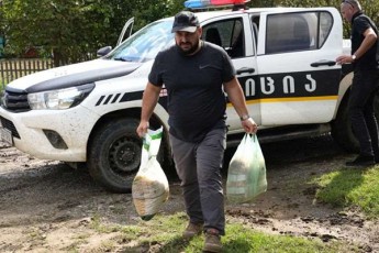 avTandil-TalakvaZem-stiqiis-Sedegad-dazaralebuli-ojaxebi-moinaxula-da-maT-saWiroebebs-adgilze-gaecno