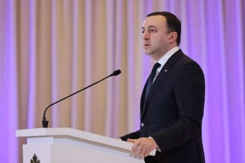 irakli-RaribaSvili-guriaSi-yvela-administraciul-erTeulTan-Catarebulia-intensiuri-gawmendiTi-samuSaoebis-aRdgenilia-rogorc-fexiT-ise-transportiT-gadaadgileba-sasmeli-wyali-mosaxleobas-ukve-miewodeba