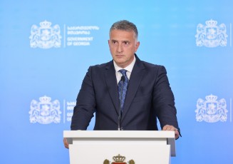 revaz-javeliZe---mTavaria-rom-premieris-frenisaTvis-biujetidan-erTi-TeTri-ar-aris-gadaxdili-memgoni-Cvens-mosaxleobas-es-ainteresebs-saxelmwifom-gaiRo-Tu-ara-es-xarji-me-SemiZlia-es-dagidasturoT-rom-ara