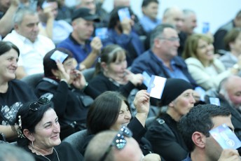 samegrelo-zemo-svaneTis-mxareSi-qarTuli-ocnebis--partiuli-konferenciebi-grZeldeba