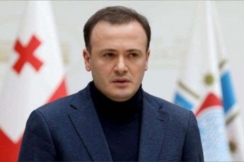 irakli-zarqua-vaSaZe-parlamentSi-xuTi-kaciT-Semovida-da-erTi-SemorCa