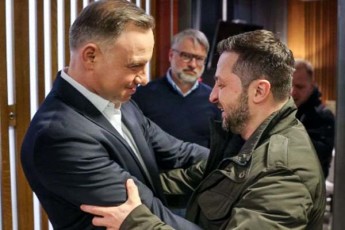 media-poloneTisa-da-ukrainis-prezidentebs-Soris-niu-iorkSi-dagegmili-Sexvedra-gauqmda