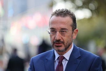 daviT-baqraZe-dRes-premier-ministri-gaeros-generaluri-asambleis-debatebis-farglebSi-mimarTavs-msoflio-liderebs-xazs-gausvams-Cveni-xelisuflebis-mSvidobian-politikas-teritoriuli-mTlianobis-aRdgenis-TvalsazrisiT-isaubrebs-demokratiul-reformebze