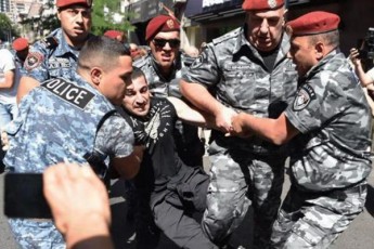 saprotesto-aqciaze-80-ze-meti-adamiani-daakaves---ra-viTarebaa-erevanSi