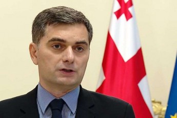 evrokavSirSi-saqarTvelos-elCis-gancxadebiT-sagareo-saqmeTa-ministris-viziti-briuselSi-emsaxureba-evrokavSiris-institutebisTvis-12-rekomendaciis-Sesrulebis-Sesaxeb-informaciis-miwodebas