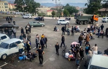 somxeTis-mTavrobis-cnobiT-yarabaRidan-somxeTSi-ori-dRis-ganmavlobaSi-28-000-ze-meti-adamiani-Cavida