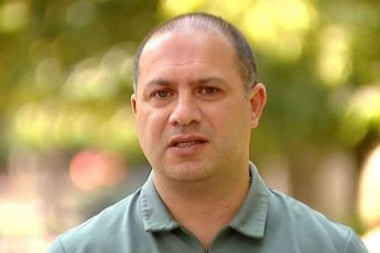 givi-miqanaZe-prezidenti-aRiarebs-kidec-rom-uxeSad-arRvevs-konstitucias-aranairi-pozitiuri-molodini-ar-gvaqvs-misi-voiaJisgan