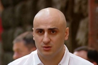 gamovricxavT-sxva-arsebul-politikur-partiaSi-gadasvlas-an-gaerTianebas---ratom-apirebs-melia-enm-is-datovebas