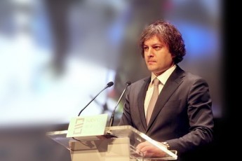 irakli-kobaxiZe---saqarTvelo-mtkiced-daicavs-sakuTar-suverenitets-damoukideblobas-revoluciis-saSualebas-aravis-mivcemT