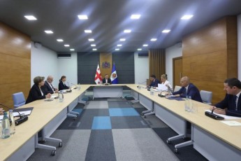 Sinagan-saqmeTa-ministrma-sxvadasxva-departamentis-direqtorebTan-TaTbiri-gamarTa