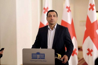 levan-beJaSvili-irakli-kobaxiZis-gancxadebaze-darwmunebuli-var-es-seriozulad-naTqvami-ar-iqneboda-konstituciaSi-naTlad-aris-gansazRvruli-xelmoweris-procedura