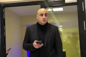 nika-melia---nacionaluri-moZraoba-orad-gaxliCa-usamarTlobam-uzneobam-Rirebulebebisgan-daclam---araformaluri-mmarTvelobis-qveS-erToba-gamoricxulia