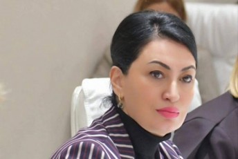 greta-wiwava-sergi-kapanaZe-evrokavSirs-mgznebared-mouwodebs-kandidatis-statusis-winapirobad-saakaSvilis-problemis-gadawyveta-daayenon---es-aris-brZola-saqarTvelos-winaaRmdeg