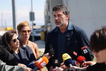 kaxa-kalaZe-saqarTvelo-imsaxurebda-kandidatis-statuss-Tumca-es-iyo-politikuri-arasamarTliani-gadawyvetileba-saqarTvelosTan-mimarTebaSi-miRebuli-samwuxarod