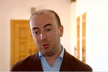 nacionaluri-moZraobis-wevri-daviT-xajiSvili-gaxarias-partiaze---CvenTan-erTad-Seqmnes-am-adamianebma-koalicia