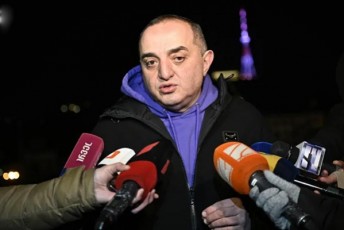 koba-nayofia-konsultaciebi-didi-xania-mimdinareobs-da-ara-mxolod-nika-meliasTan-yvela-mxaresTanaa-saubari-rom-moxdes-gaerTianeba-saubaria-didi-opoziciuri-gaerTianebis-Seqmnaze