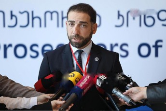irakli-SoTaZe-acxadebs-rom-2019-wels-salome-zurabiSvilis-mier-konkretuli-pirebis-Sewyalebis-saqmeze-gamoZieba-grZeldeba