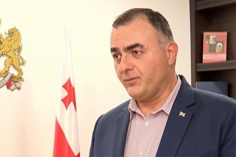 laSa-Jvania-dReSi-sul-cota-ori-pirdapiri-reisi-sruldeba-saqarTvelos-mimarTulebiT-mSoblebi-cdiloben-rom-bavSvebi-gaaridon-situacias-da-gaiyvanon-qveynidan