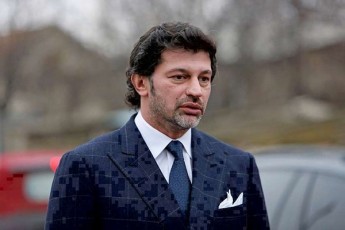 kaxa-kalaZe-opoziciis-warmomadgenlebi-pirdapir-Cadian-evroparlamentSi-da-muSaoben-rom-qveyanam-evrokavSiris-wevrobis-kandidati-qveynis-statusi-ar-miiRos