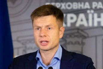 oleqsi-gonCarenko-volodimir-zelenskim-prezidentis-administracias-saprezidento-arCevnebis-31-marts-CatarebisTvis-momzadeba-daavala