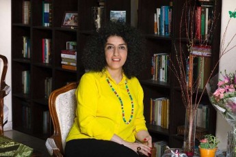 mSvidobis-dargSi-2023-wlis-nobelis-premiis-laureatma-iranelma-uflebadamcvelma-cixeSi-SimSiloba-gamoacxada