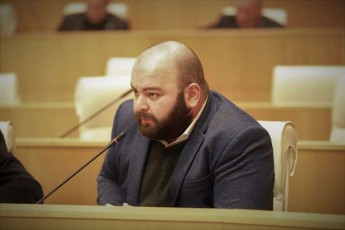 beqa-liluaSvili-ar-vici-Savia-Tu-TeTri---kezeraSvilis-fuli-albaT-didwilad-Savia