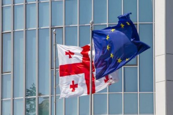 politiko-kargi-ambebi-TbilisisTvis-evrokomisia-rekomendacias-gascems-saqarTvelos-evrokavSiris-kandidati-qveynis-statusi-mieniWos